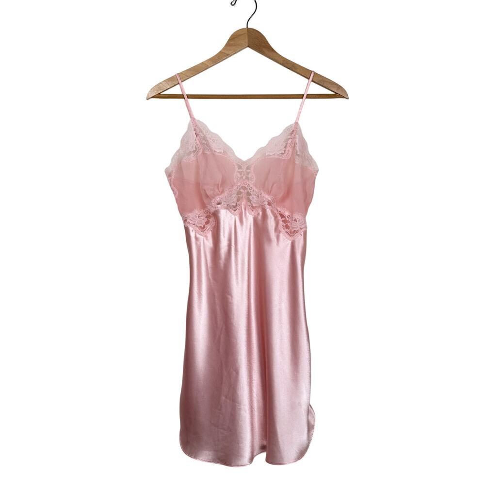 Victoria's Secret Vintage 90s Satin Lace Slip Pink Romantic Coquette Fairycore M
